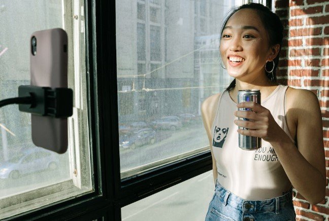 Are Lifestyle Influencers Making You Broke? Lifestyle Influencers