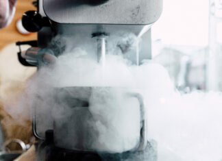 what do you put on skin after liquid nitrogen treatment